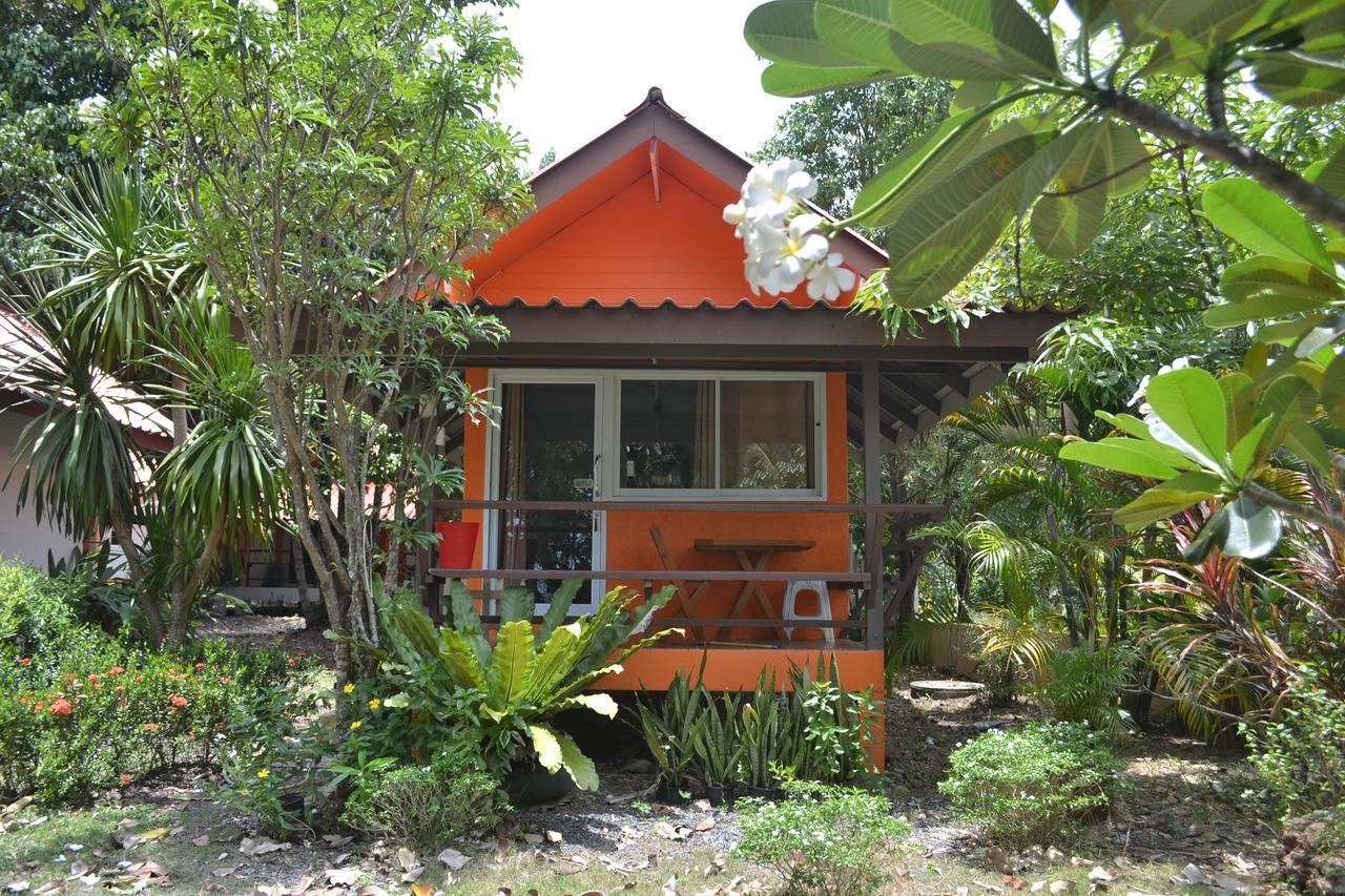 Hotel Baan Chid Talay Koh Chang Esterno foto