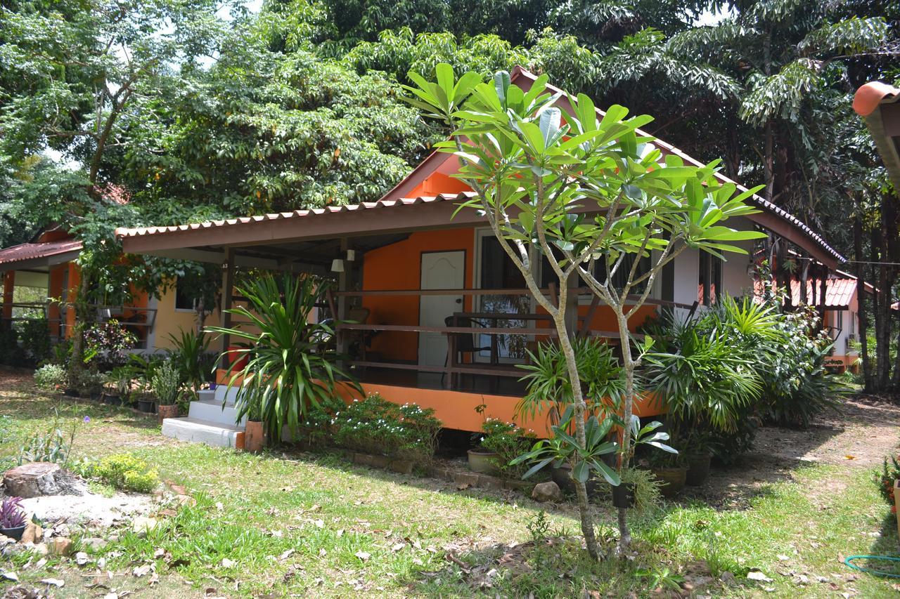 Hotel Baan Chid Talay Koh Chang Esterno foto