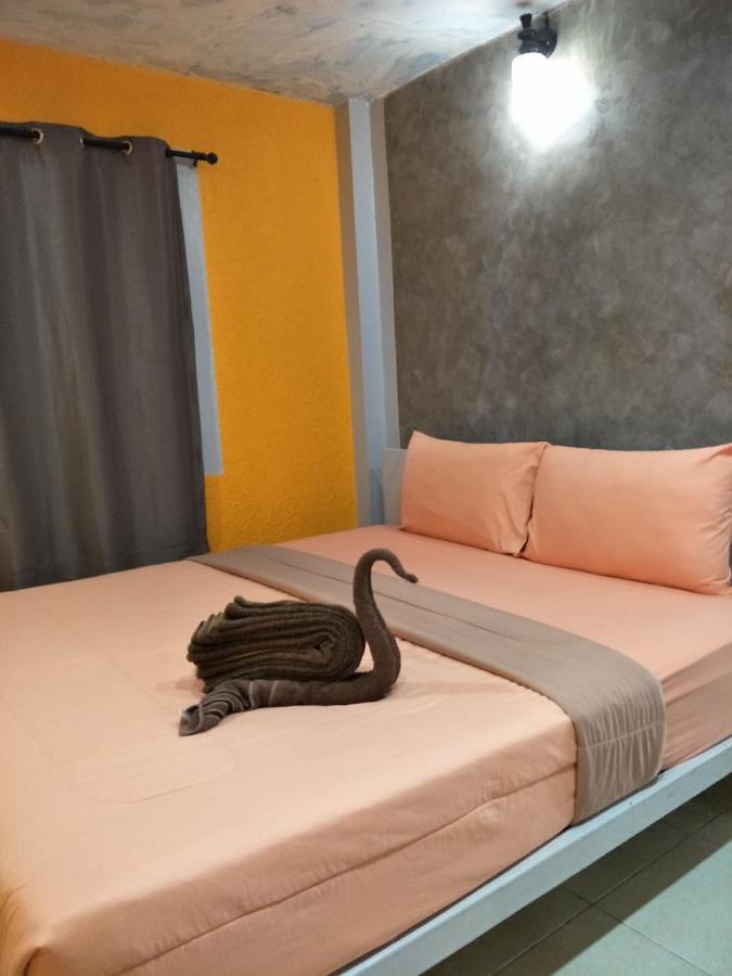 Hotel Baan Chid Talay Koh Chang Esterno foto